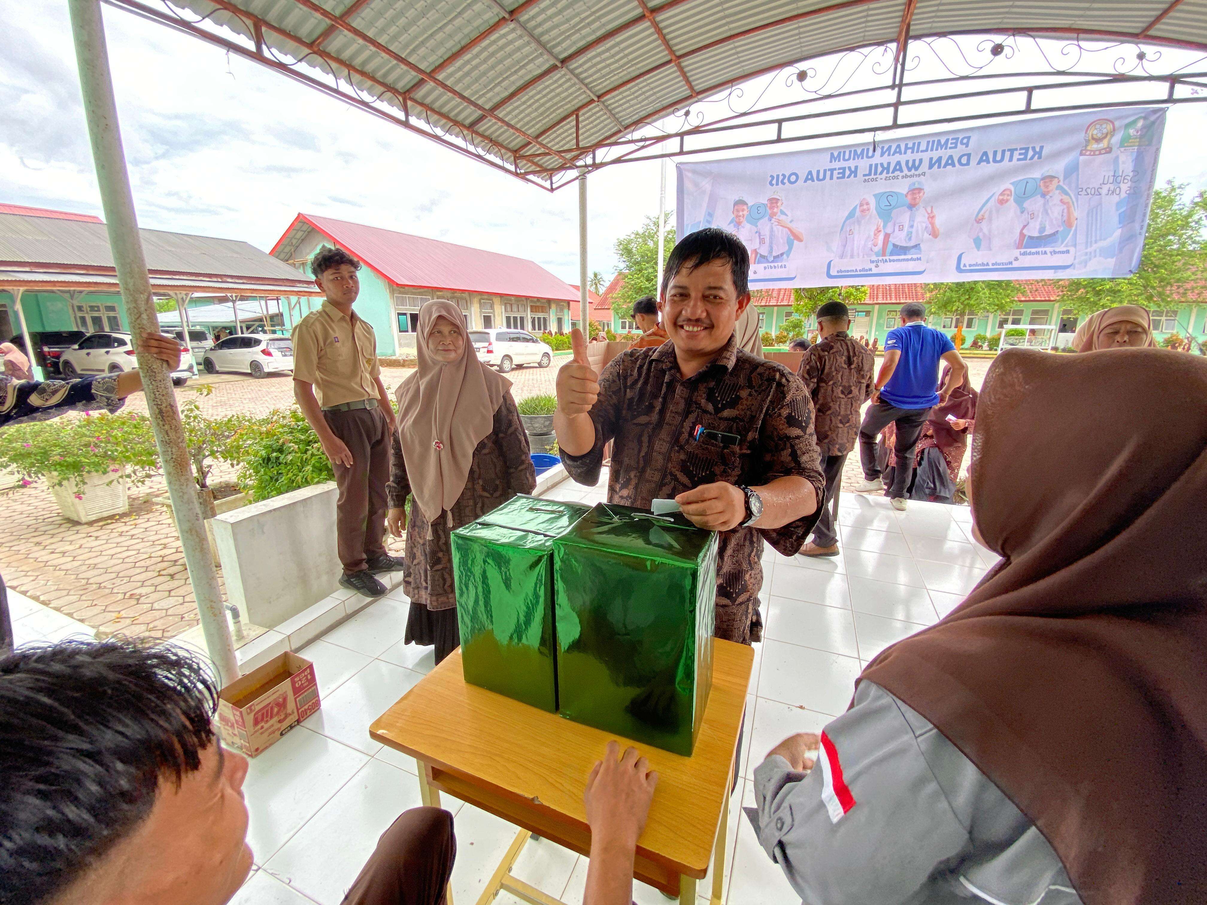 Pemilihan OSIS SMA Negeri 1 Seulimeum Tahun 2025